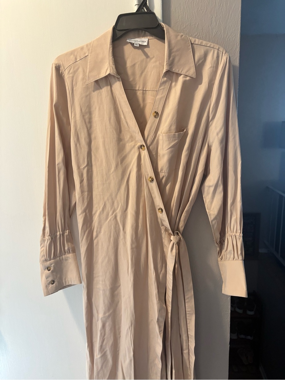Gibson Latimer Beige Button-Front Top